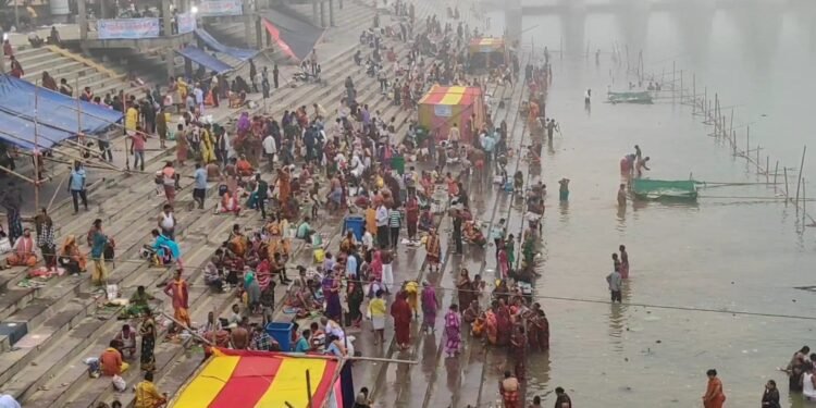 ବାରୁଣୀ ସ୍ନାନ ପାଇଁ ଭିଡ଼