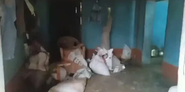 ହାତୀପଲ ଗାଁରେ ପଶି ଖାଇଗଲେ ଖାଦ୍ୟ