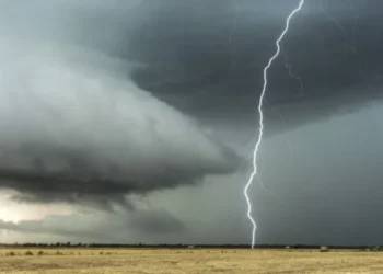 ବଜ୍ରପାତରେ ୩ ମୃତ