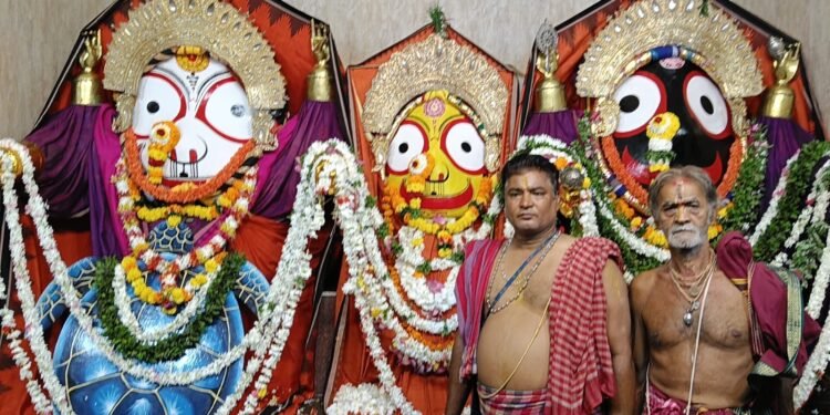 ଆଜି ମତ୍ସ୍ୟ ଓ କଛପ ଅବତାରରେ ଠାକୁରଙ୍କୁ ଦର୍ଶନ କଲେ ଭକ୍ତ