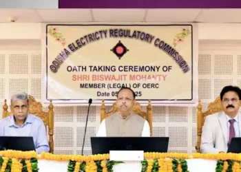 ଓଡ଼ିଶା ବିଦ୍ୟୁତ ନିୟାମକ ଆୟୋଗ ସଦସ୍ୟ ବିଶ୍ୱଜିତ ମହାନ୍ତିଙ୍କ ଶପଥ ଗ୍ରହଣ