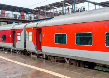 ଜୁଲାଇ ୧ରୁ ବଢିବ ଟ୍ରେନ ଭଡା