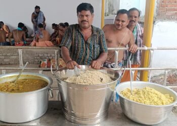 ଗୁଣ୍ଡିଚା ବାଡ଼ିରେ ଅନ୍ନ ପ୍ରସାଦ ବିତରଣ କାର୍ଯ୍ୟକ୍ରମ ଅନୁଷ୍ଠିତ