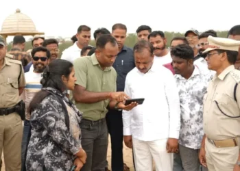 ଗୋପାଳପୁର ବେଳାଭୂମି ଗଣଦୁଷ୍କର୍ମ ଅଞ୍ଚଳ ବୁଲି ଦେଖିଲେ ଖଣିମନ୍ତ୍ରୀ