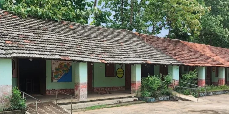 ବିଭିନ୍ନ ସମସ୍ୟା ଘେରରେ ଆଳତୁମା ଉଚ୍ଚ ବିଦ୍ୟାଳୟ