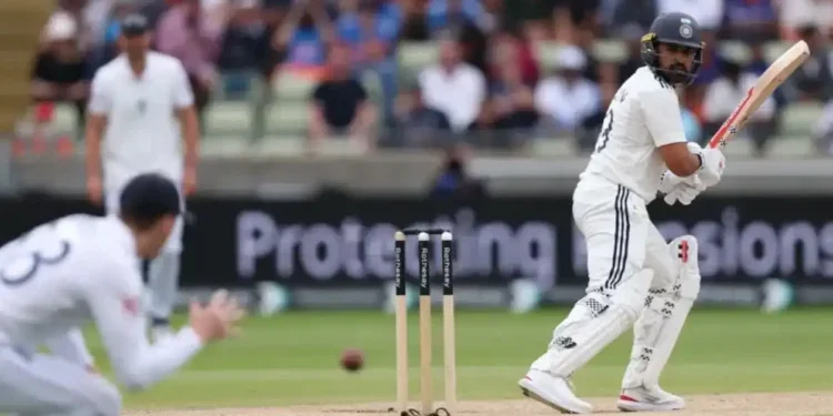 ୨ୟ ପାଳିରେ ଭାରତକୁ ଝଟକା, ୧୪୧ ରନରେ ହରାଇଲାଣି ୩ ଉଇକେଟ