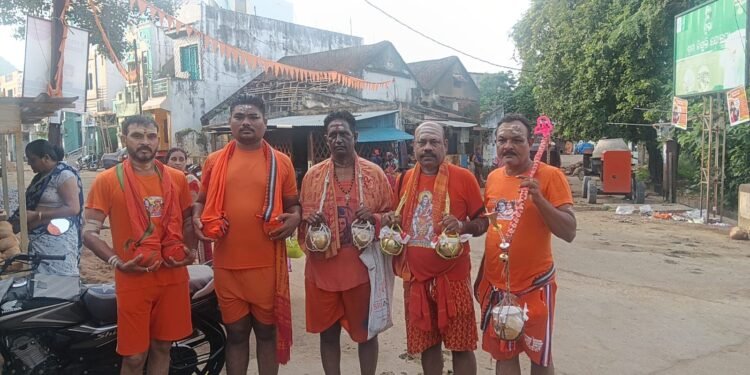 ଶ୍ରାବଣ ମାସର ତୃତୀୟ ସୋମବାରେ  ବିଭିନ୍ନ ଶୈବପୀଠରେ ଭକ୍ତଙ୍କ ସମାଗମ