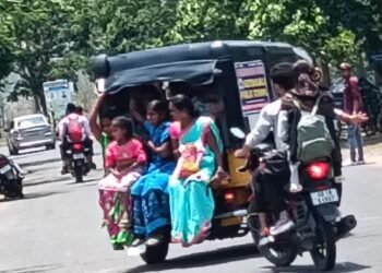 ବିପଦସଙ୍କୁଳ ଅଟୋ ଯାତ୍ରା