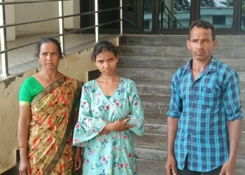 ଜ୍ୟୋତିମା ଭୂୟାଁ ସରକାରୀ ସହାୟତା ସକାଶେ ଜିଲ୍ଲା ପ୍ରଶାସନର ଦ୍ୱାରସ୍ଥ