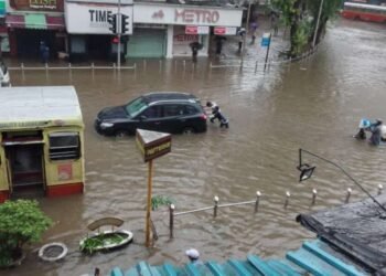 ମୁମ୍ବଇରେ ଭୂସ୍ଖଳନ, ୨ ମୃତ