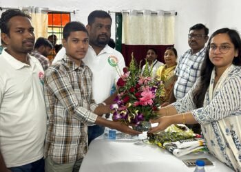 ନୀର ମଲ୍ଲିକଙ୍କୁ ସମ୍ମାନିତ କଲା ଜିଲ୍ଲା ପ୍ରଶାସନ