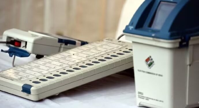 ଇଭିଏମ୍ ବାଲଟ୍ ପେପରର ନକ୍ସା ସଂଶୋଧନ , ରହିବ ପ୍ରାର୍ଥୀଙ୍କ ରଙ୍ଗୀନ ଫଟୋ