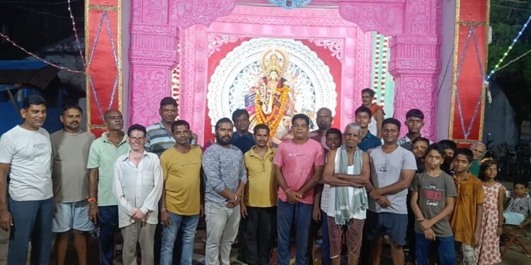 ୫୧ତମ ଶାରଦୀୟ ଦୁର୍ଗାପୂଜା ରାଜଗୁରୁ ସାହିରେ ଅନୁଷ୍ଠିତ