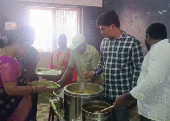 ପାରଳାଖେମୁଣ୍ଡି ପୌର ପରିଷଦ ପକ୍ଷରୁ ବଡାଖାନା କାର୍ଯ୍ୟକ୍ରମ ଅନୁଷ୍ଠିତ