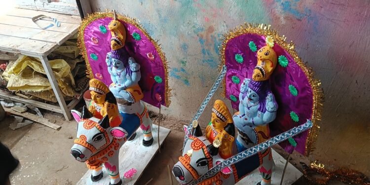 କୁମାର ପୂର୍ଣ୍ଣିମା ଓ ଗୈରୀ ପୂଜା ପାଇଁ ଚଳଚଞ୍ଚଳ ପାରଳାଖେମୁଣ୍ଡି