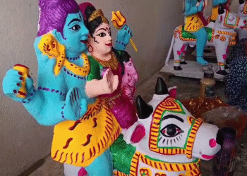 ଗୌରୀ ଆମ୍ମା ପୂଜା ସକାଶେ ଗୌରୀ ଆମ୍ମା ମୂର୍ତ୍ତି ବିକ୍ରି