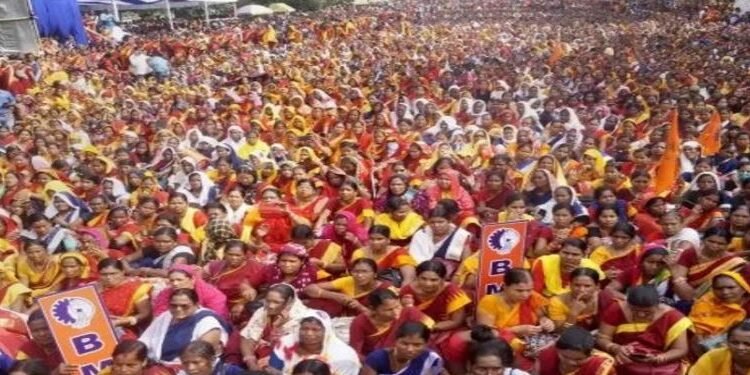 ରାଜଧାନୀ ରାଜରାସ୍ତାରେ ଗର୍ଜିଲେ ଅଙ୍ଗନଓ୍ବାଡି କର୍ମୀ