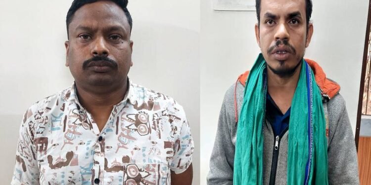 ଭିଜିଲାନ୍ସ ନାଁରେ ଓଏଏସ୍‌ ଙ୍କୁ ଠକେଇ, ୨ ଗିରଫ