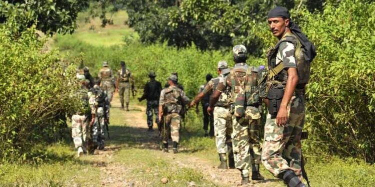 ସୁରକ୍ଷାକର୍ମୀ ଓ ମାଓବାଦୀଙ୍କ ମଧ୍ୟରେ ଗୁଳି ବିନିମୟ ,୫ ମାଓବାଦୀ ନିହତ