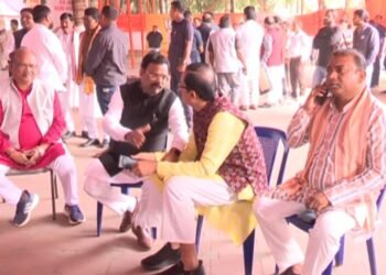 ବିଧାୟକଙ୍କ ଦରମା ବୃଦ୍ଧି ପ୍ରସଙ୍ଗରେ ମୁଖ୍ୟମନ୍ତ୍ରୀଙ୍କୁ ପୁନବିର୍ଚାର ପାଇଁ ପ୍ରସ୍ତାବ